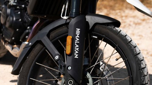 Royal Enfield lanza la edición especial Mana Black de la Himalayan