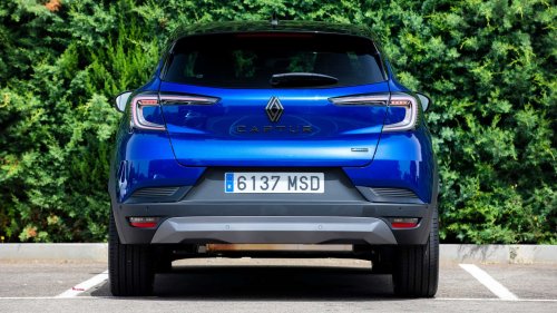 El Yaris Cross tiene un problema con el nuevo precio del Captur híbrido
