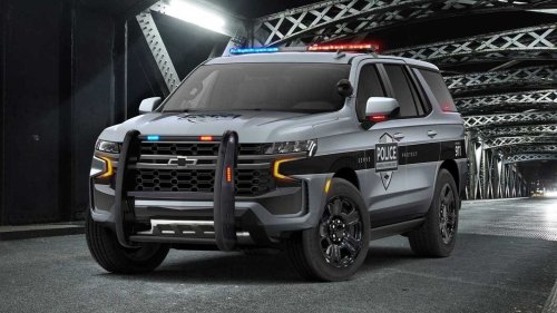 You Just Got Arrested After a Night Out. Here’s What Really Happens to Your Car Once It Gets Towed