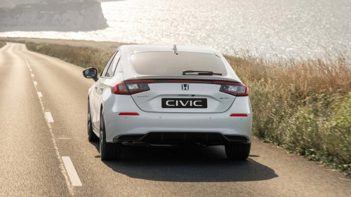 Consume como el Corolla y es más potente: este híbrido japonés lo tiene todo
