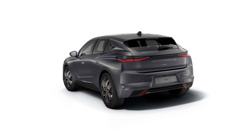 Este compacto diésel hace 1.000 km sin parar y no es alemán