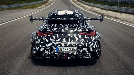 Mercedes en montre un peu plus sur sa prochaine voiture de performance extrême