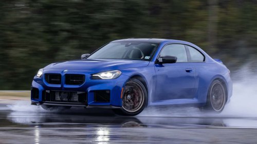 BMW connaît une « énorme demande » pour la M2 CS. Mais il sera difficile de l'obtenir.