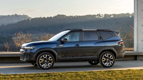 Voiture de l'Année 2026 : la Citroen C5 Aircross et la Renault 4 parmi les sept derniers finalistes