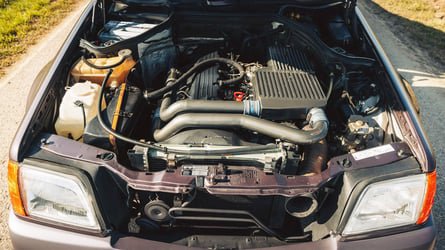 Cuando el Mercedes-Benz Coupé de los años 80 tenía alas de gaviota