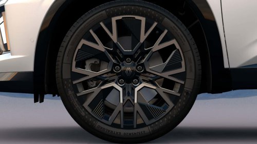 Renault 'enriquece' los Austral, Espace y Rafale