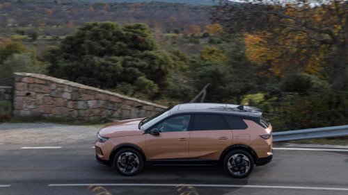 El Opel Grandland con 694 km de alcance tiene precios en España