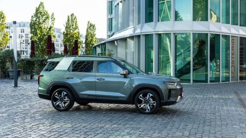 KGM Torres HEV 2025, conducimos el SUV híbrido coreano de moda