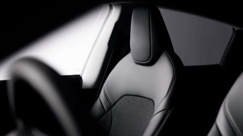 Tesla Model Y: nueva variante Standard Gran autonomía de tracción trasera