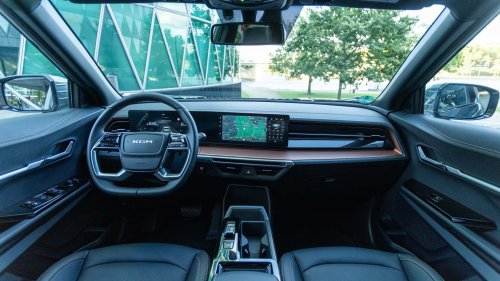 Nuevo KGM Torres HEV 2026: brutal SUV, híbrido, Eco… ¡oferta 27.800 €!