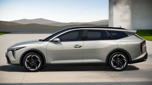 Kia Surprises With A New Manual-Shift Wagon
