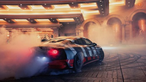 Mercedes-AMG GT, La Mercedes-AMG GT Coupé 4 portes est présentée en avant-première avec Brad Pitt