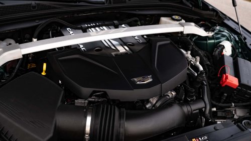 GM, GM's New Small-Block V-8 Could Come In Two Flavors, With a Powerful Base Engine