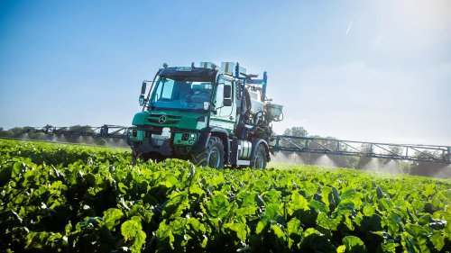 Drei neue Unimog für die Landwirtschaft