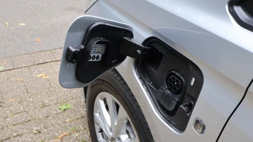 VW Caddy Flexible eHybrid (2025): Teurer Familienlaster im Test