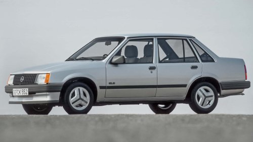 Opel, Kein Fake: Opel baute wirklich mal einen Stufenheck-Corsa