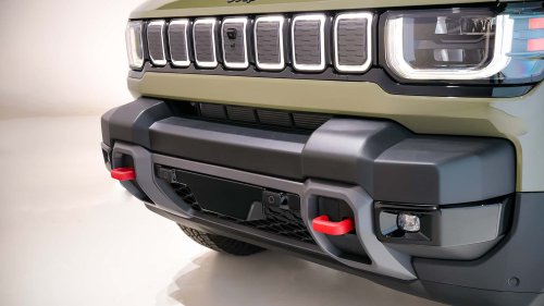 Jeep Recon Hancur Berantakan dalam Video Viral