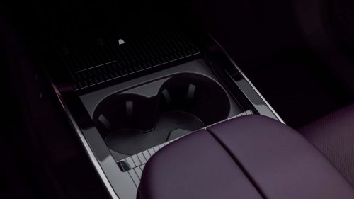 Mazda, Mazda CX-6e, el interior del nuevo SUV japonés