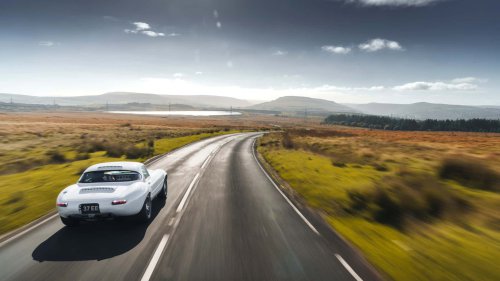 This Lovely Jaguar E-Type Restomod Is Lighter Than a Miata