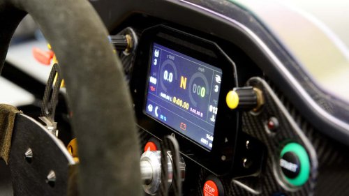 Quelle beauté, ce roadster sportif biplace de 532 ch !