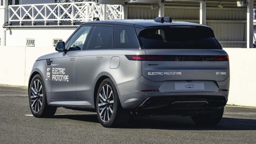 Le Range Rover Sport passe à l'électrique : premier aperçu