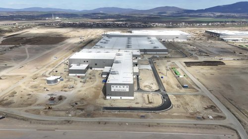 Volvo, Polestar, Volvo Bangun Polestar 7 di Slovakia untuk Hindari Tarif