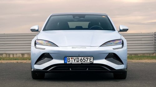 BYD, Tesla, BYD supplante désormais Tesla sur le marché des véhicules électriques