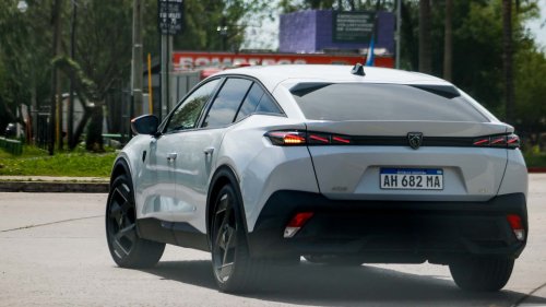 Apuntes del lanzamiento del Peugeot 408