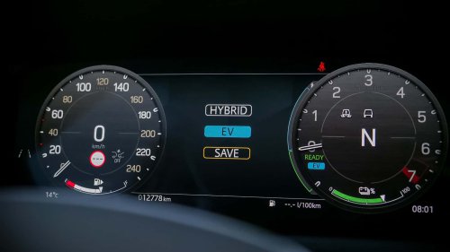 Land Rover Defender P300e im Test: Sanftmütiger Offroad-Gigant