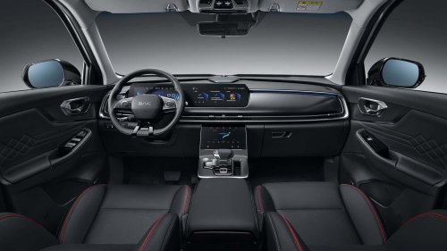 Gasolina y 177 CV: este nuevo SUV chino mira con ganas a España