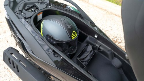 Prueba Zontes 386K 2026: un poderoso scooter para ciudad y mucho más