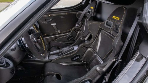 769 kg y 335 CV: la prueba del Alfa Romeo 4C más especial de la historia