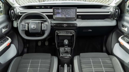 Citroën, Yaris y Clio, amenazados: Citroën C3 Hybrid, por 20.000 euros