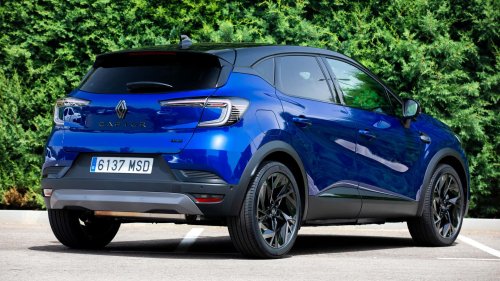 El Yaris Cross tiene un problema con el nuevo precio del Captur híbrido