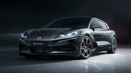 Este coche carga su batería en el mismo tiempo ¡que si echaras gasolina!