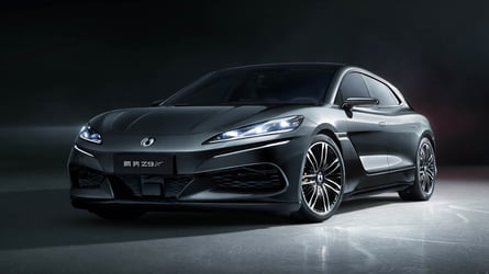 Este coche carga su batería en el mismo tiempo ¡que si echaras gasolina!