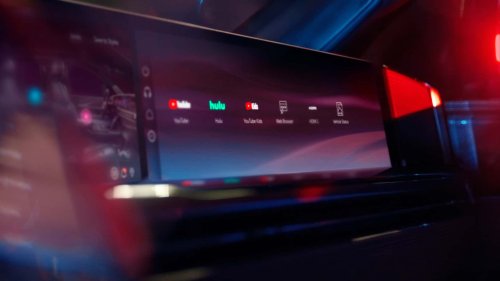 GM, GM Is Killing Apple CarPlay In All Its Vehicles. Here's What That Actually Means