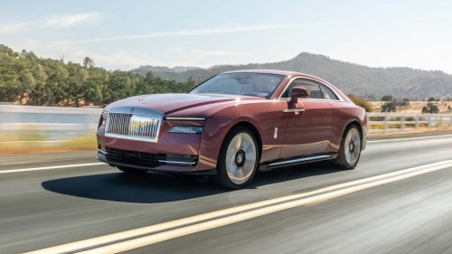 Rolls-Royce, Rolls-Royce abandonne son projet de véhicule 100 % électrique, et maintient le V12 en vie