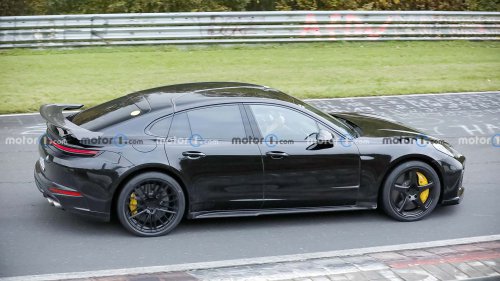 Porsche Panamera Turbo GT erstmals als Erlkönig erwischt