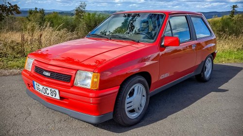 Opel, Opel Corsa GSi (1989) im Fahrbericht: Zwerg Rase