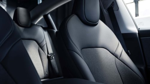 Tesla, Tesla dévoile également la Model 3 Standard