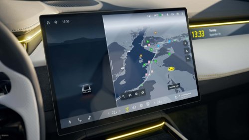 Review Lotus Emeya 2025: Lotus yang Sangat Berbeda