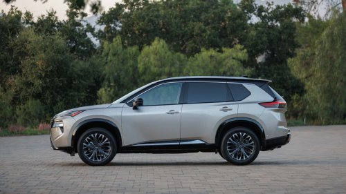 Nissan Recalls 642,000 Rogue SUVs For Major Engine Issues