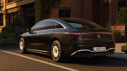 Mercedes-Benz EQS 2026: con tecnología de 800 voltios