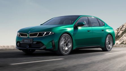 China's New BMW i3 Might Leave You Green With Envy