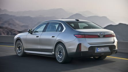 BMW Serie 7 2026: un facelift muy trabajado en la berlina alemana