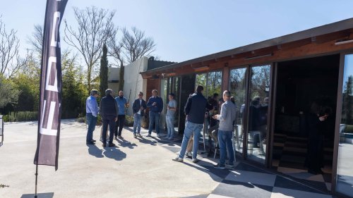 EBRO pone a prueba su gama electrificada en un Eco Rally