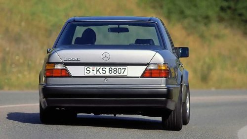 Mercedes-Benz, El Mercedes-Benz 500 E de Jerry Seinfeld, vendido por una suma astronómica