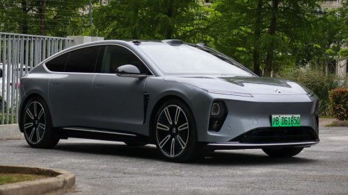 De combien a augmenté l'autonomie des voitures électriques chinoises et européennes