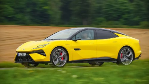 Lotus, Lotus in der Krise: Kultmarke kürzt Hunderte Jobs